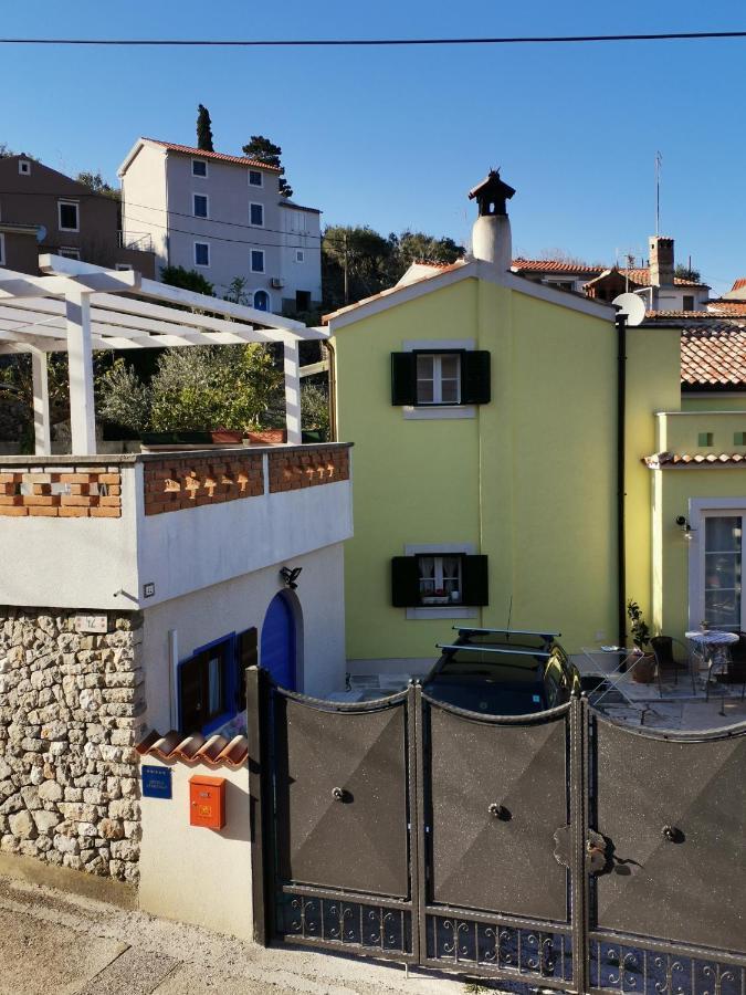 House Valun 42 Apartment Exterior photo