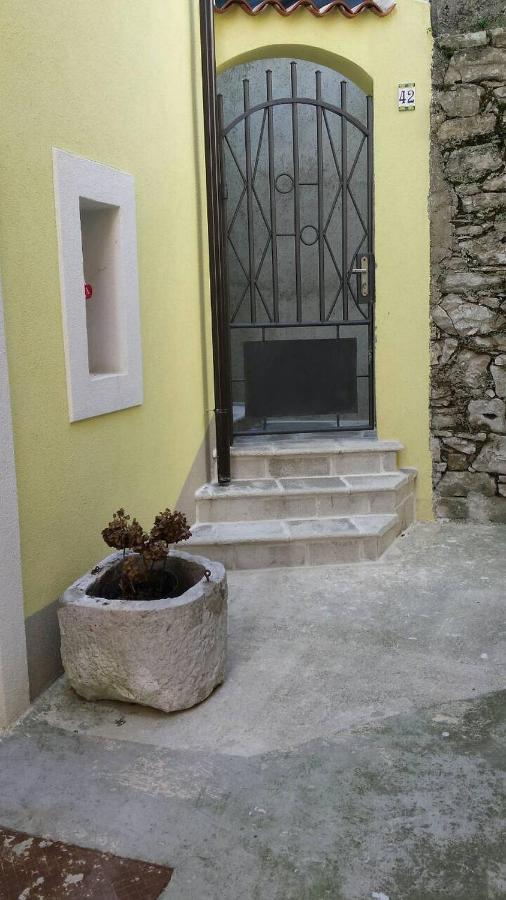 House Valun 42 Apartment Exterior photo